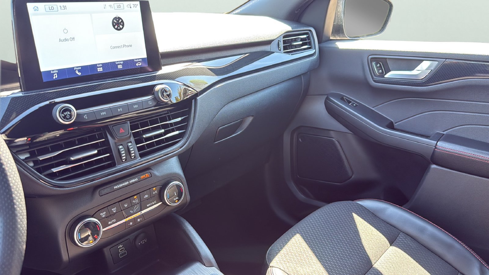 Certified 2025 Ford Escape ST-Line FWD image 18