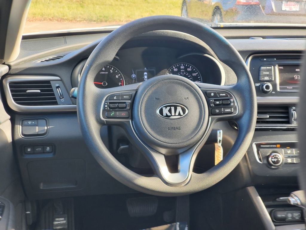 Used 2016 Kia Optima LX image 9