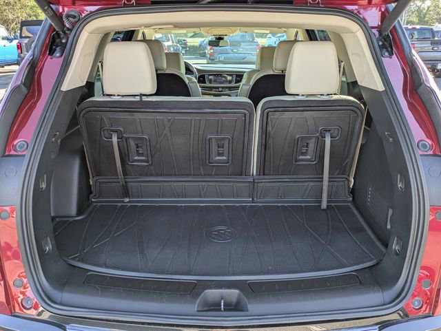 Used 2020 Buick Enclave Essence w/ Sound and Sites Package FWD image 13