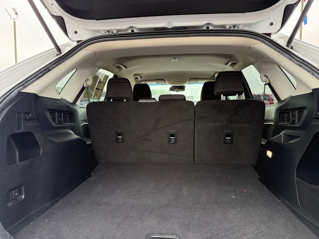 Certified 2020 Ford Edge SE FWD image 15