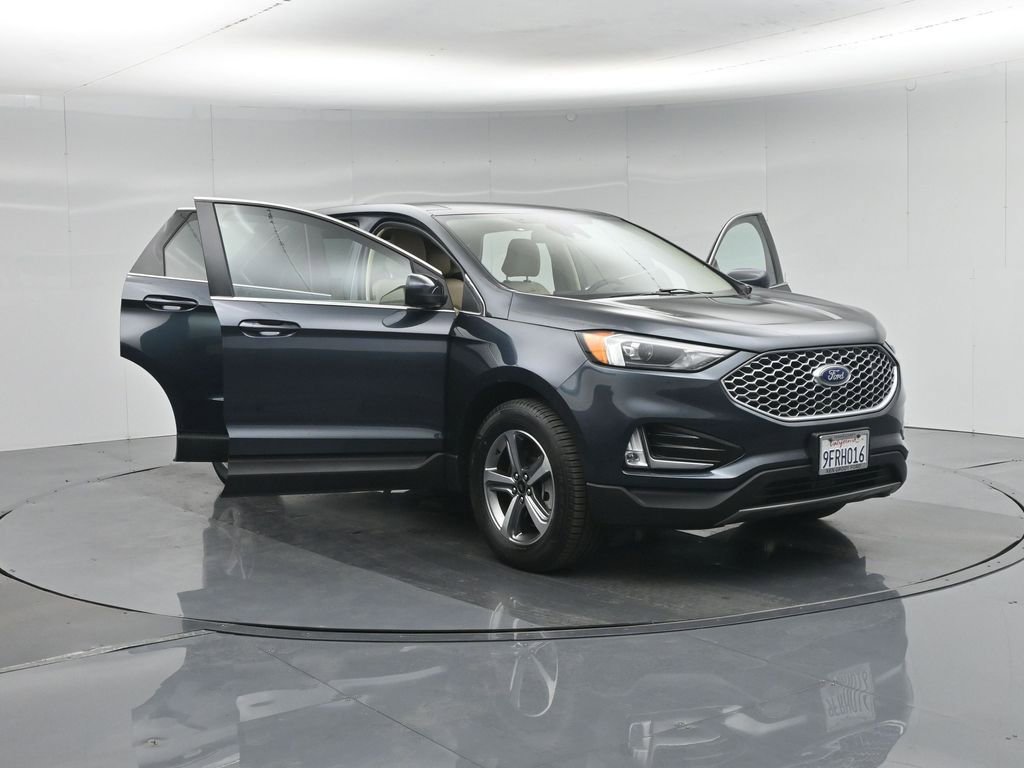 Certified 2023 Ford Edge SEL w/ Convenience Package AWD/4WD image 35
