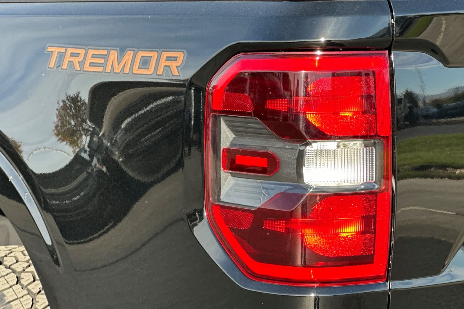 Certified 2024 Ford Maverick Tremor w/ Tremor Off-Road Package AWD/4WD image 27
