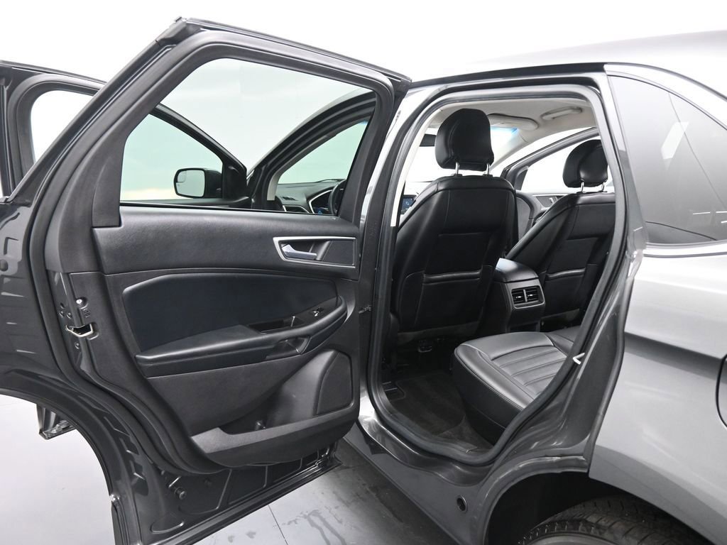 Certified 2017 Ford Edge SEL w/ Equipment Group 201A image 46
