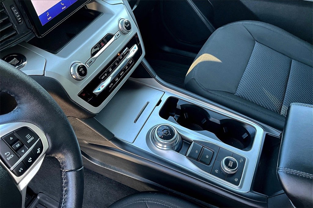 Certified 2023 Ford Explorer XLT image 15