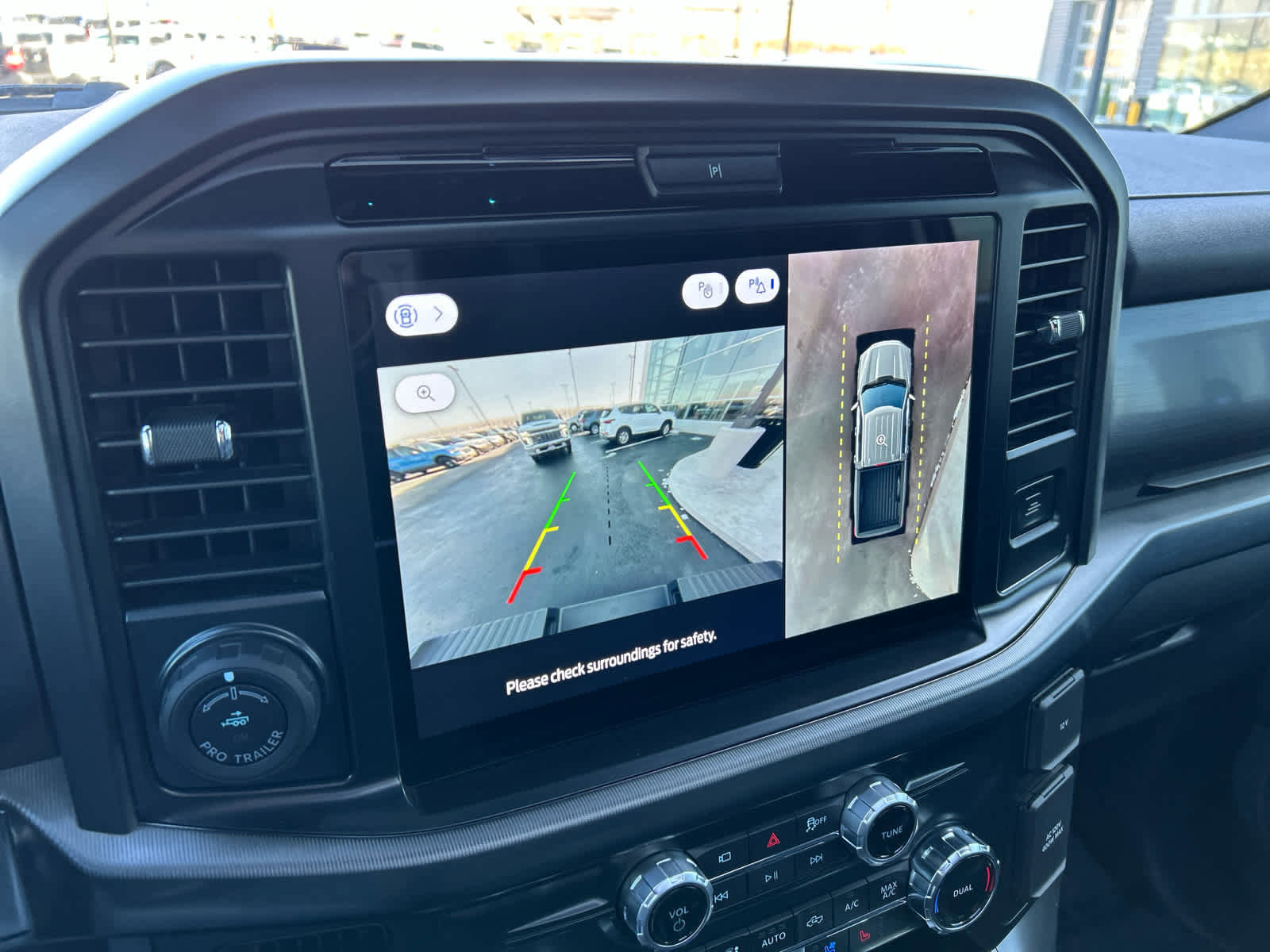 Certified 2025 Ford F150 Lariat image 36