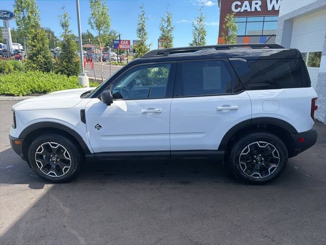 Certified 2025 Ford Bronco Sport Outer Banks w/ Outer Banks Tech Package+ AWD/4WD image 3