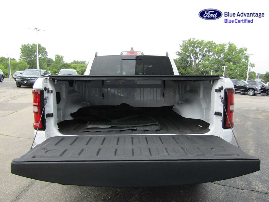 Used 2025 RAM 1500 Big Horn AWD/4WD image 10