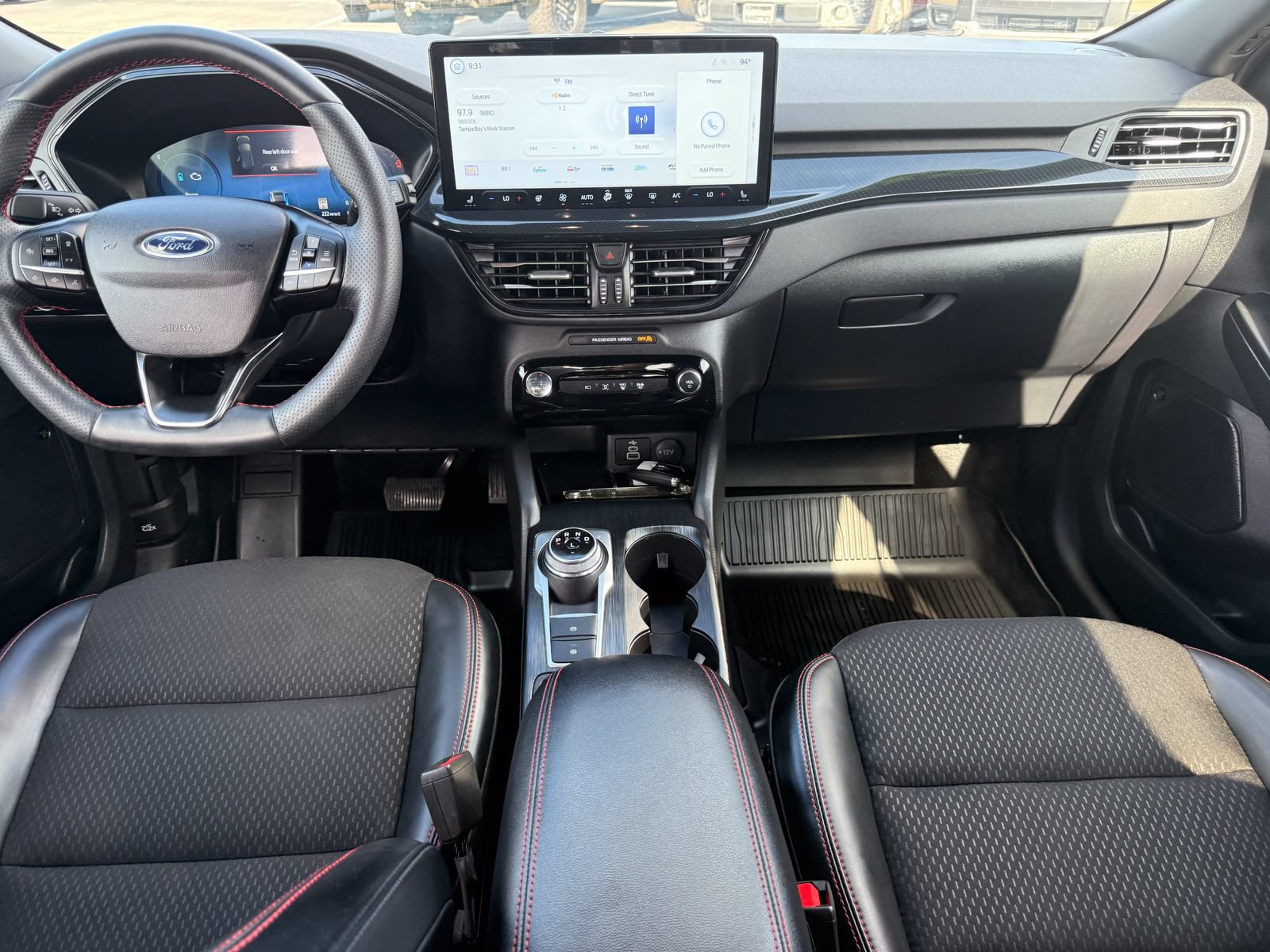 Certified 2025 Ford Escape ST-Line Select w/ Tech Pack #2 AWD/4WD image 14