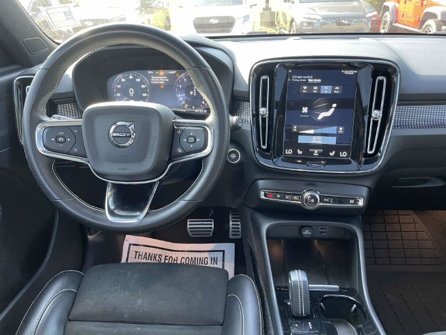 Used 2021 Volvo XC40 T5 R-Design w/ Advanced Package AWD/4WD image 14