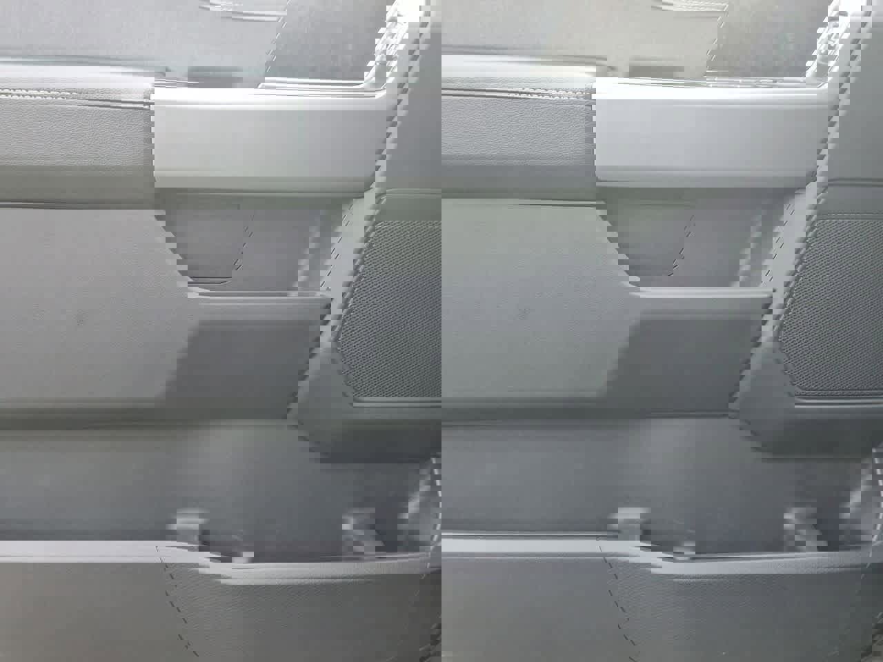 Certified 2022 Ford F150 Lariat w/ FX4 Off-Road Package image 16