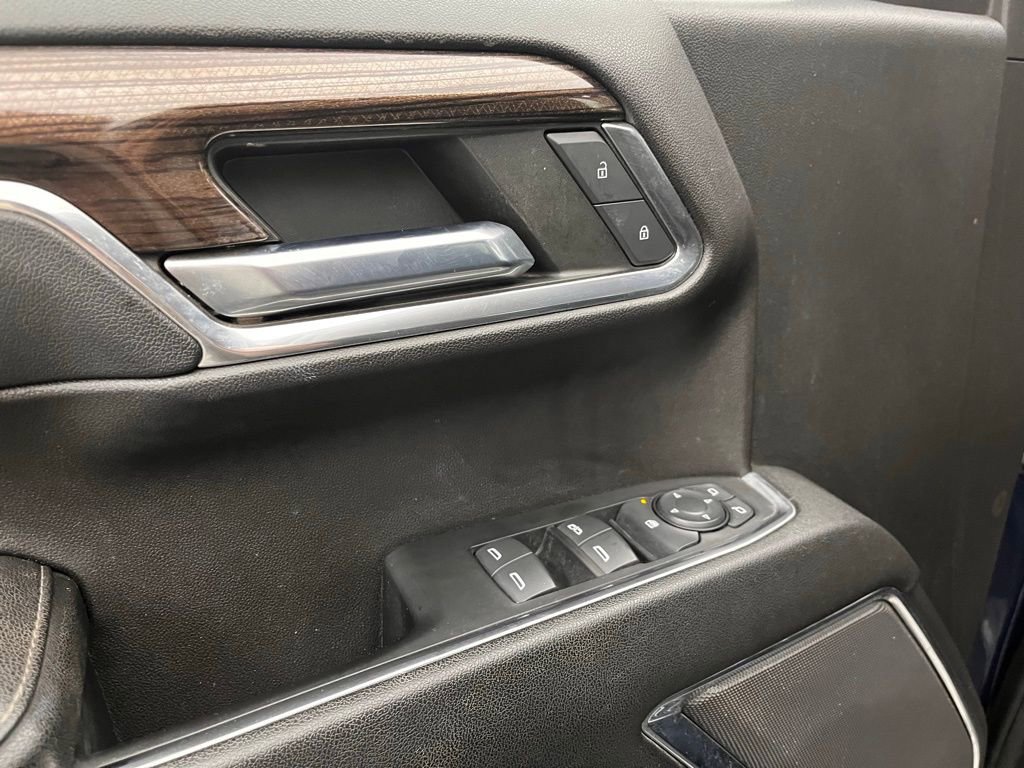 Used 2023 Chevrolet Silverado 1500 LT AWD/4WD image 17