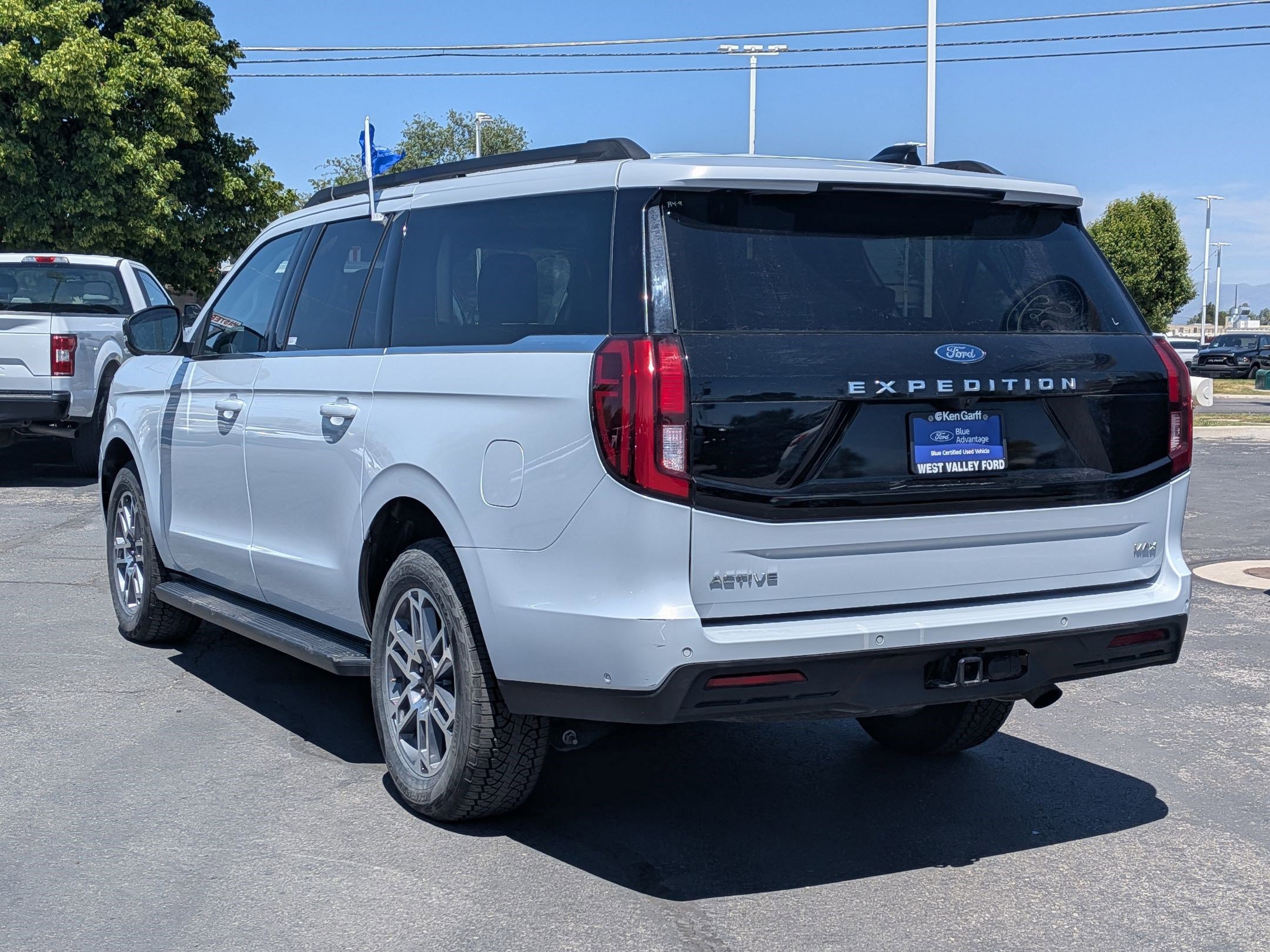 Certified 2025 Ford Expedition Max Active AWD/4WD image 10
