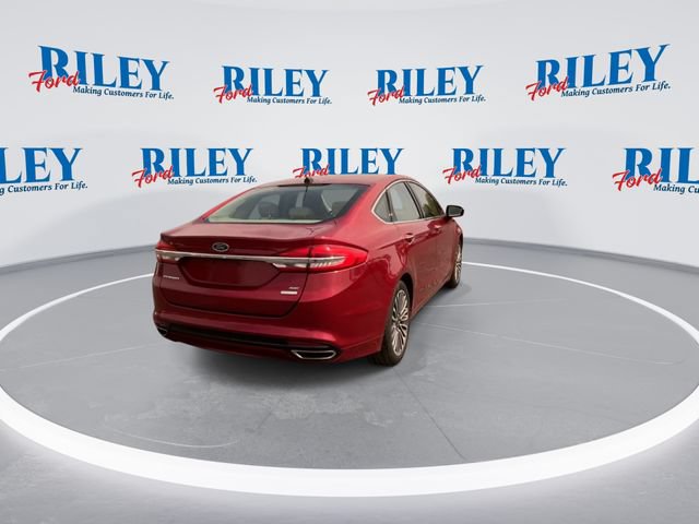 Certified 2017 Ford Fusion SE w/ Fusion SE Technology Package FWD image 8