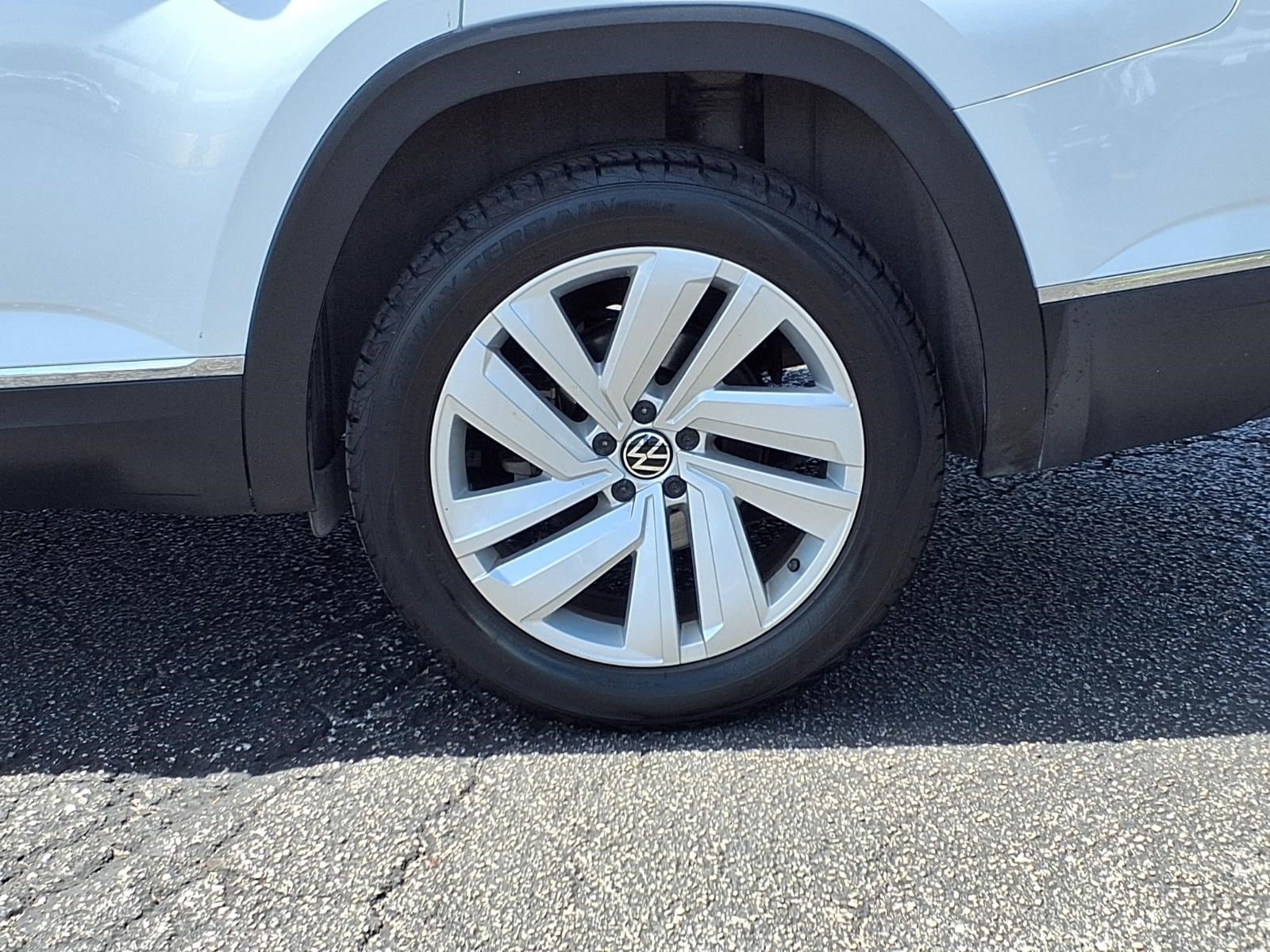 Used 2021 Volkswagen Atlas SEL FWD image 10