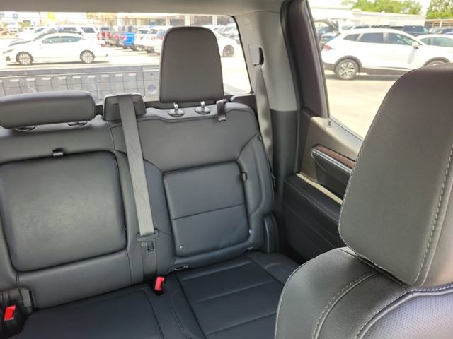 Used 2025 GMC Sierra 1500 SLT RWD image 17