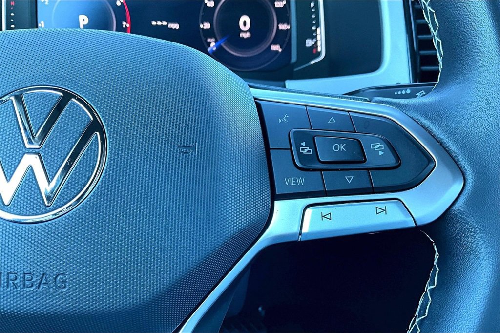 Used 2023 Volkswagen Atlas Cross Sport SE w/ Panoramic Sunroof Package image 19