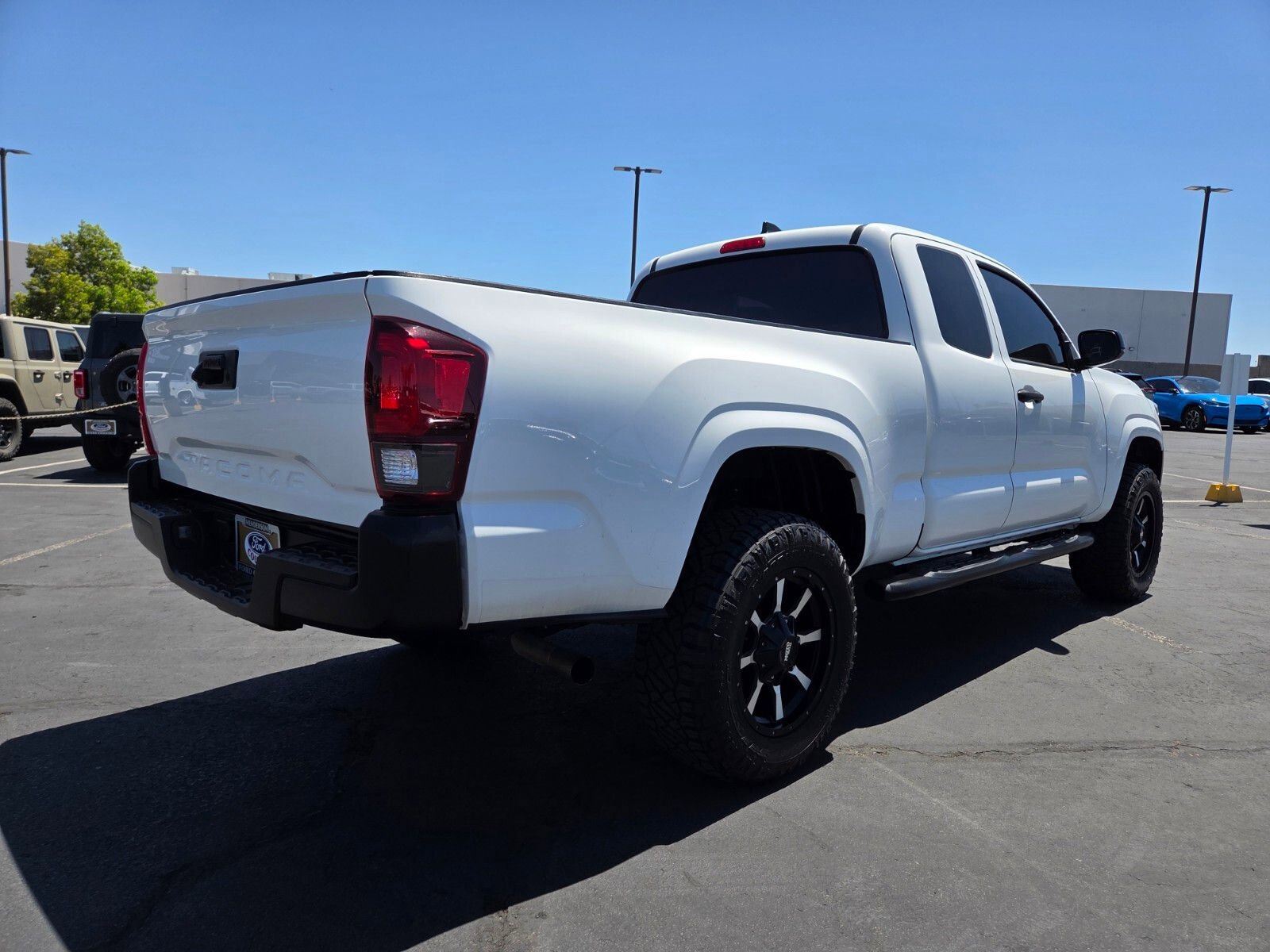 Used 2022 Toyota Tacoma SR RWD image 6