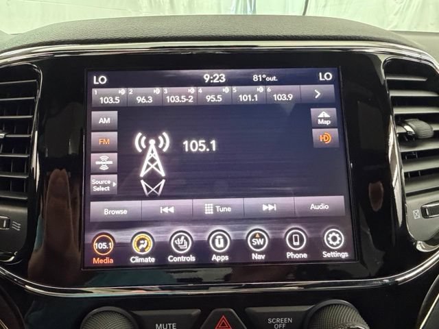 Used 2021 Jeep Grand Cherokee Limited w/ Quick Order Package 28K 80th AWD/4WD image 33