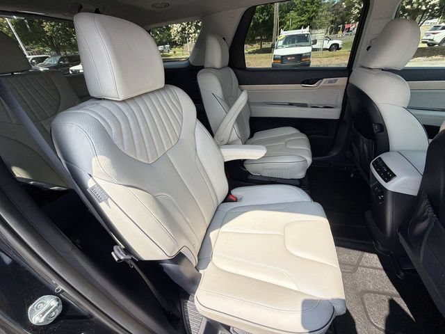 Used 2024 Hyundai Palisade Limited AWD/4WD image 30