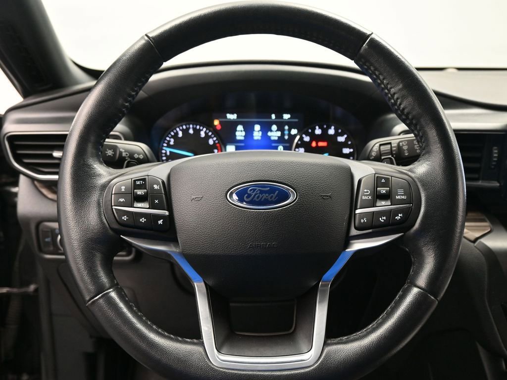 Certified 2020 Ford Explorer Limited RWD image 42