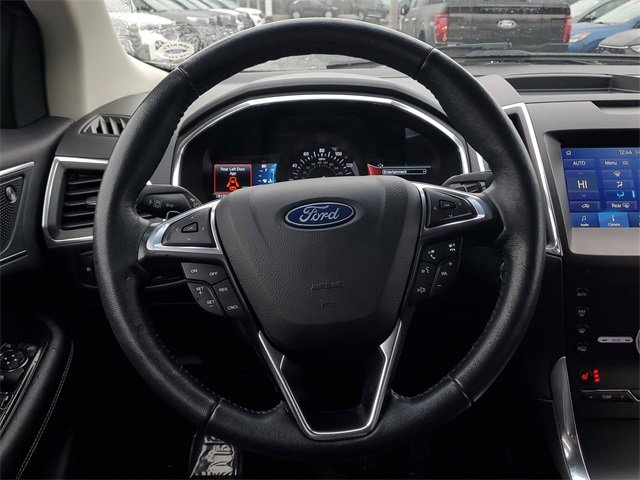 Certified 2020 Ford Edge Titanium image 30