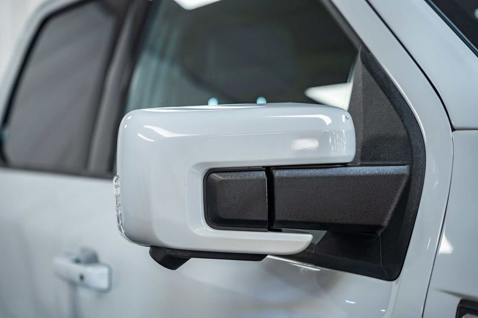 Certified 2023 Ford F150 Lariat w/ Equipment Group 502A High image 19