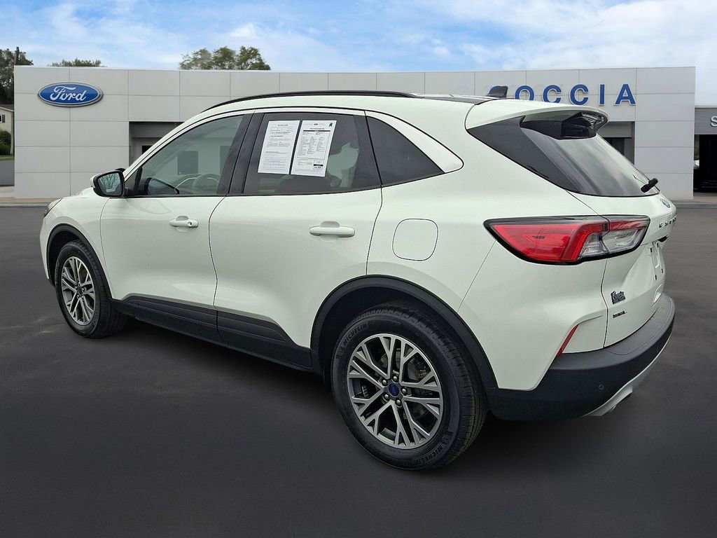 Certified 2022 Ford Escape SEL w/ Technology Package image 3