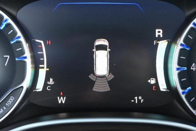 Used 2017 Chrysler Pacifica Touring-L Plus image 38