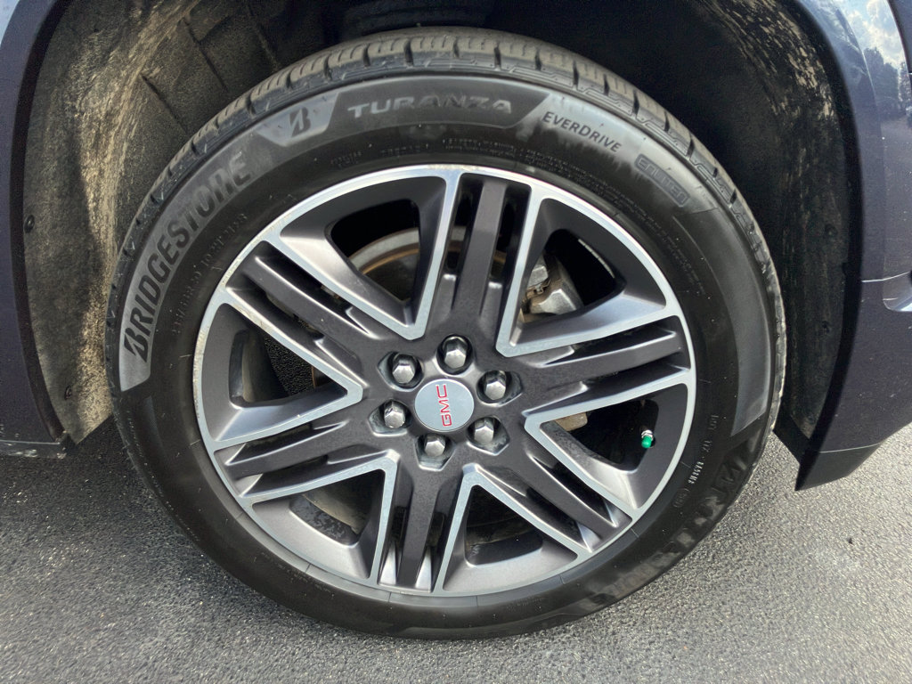 Used 2019 GMC Acadia Denali w/ Technology Package AWD/4WD image 8