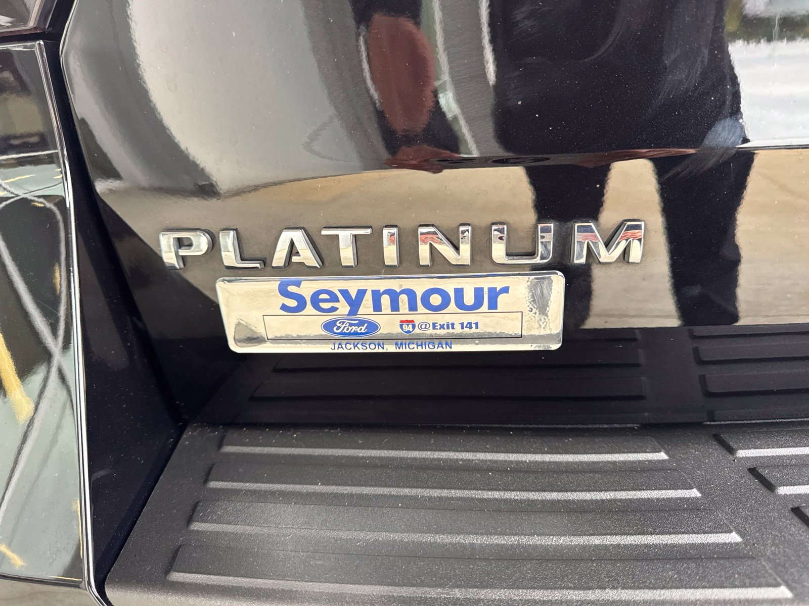 Certified 2024 Ford Expedition Platinum AWD/4WD image 16
