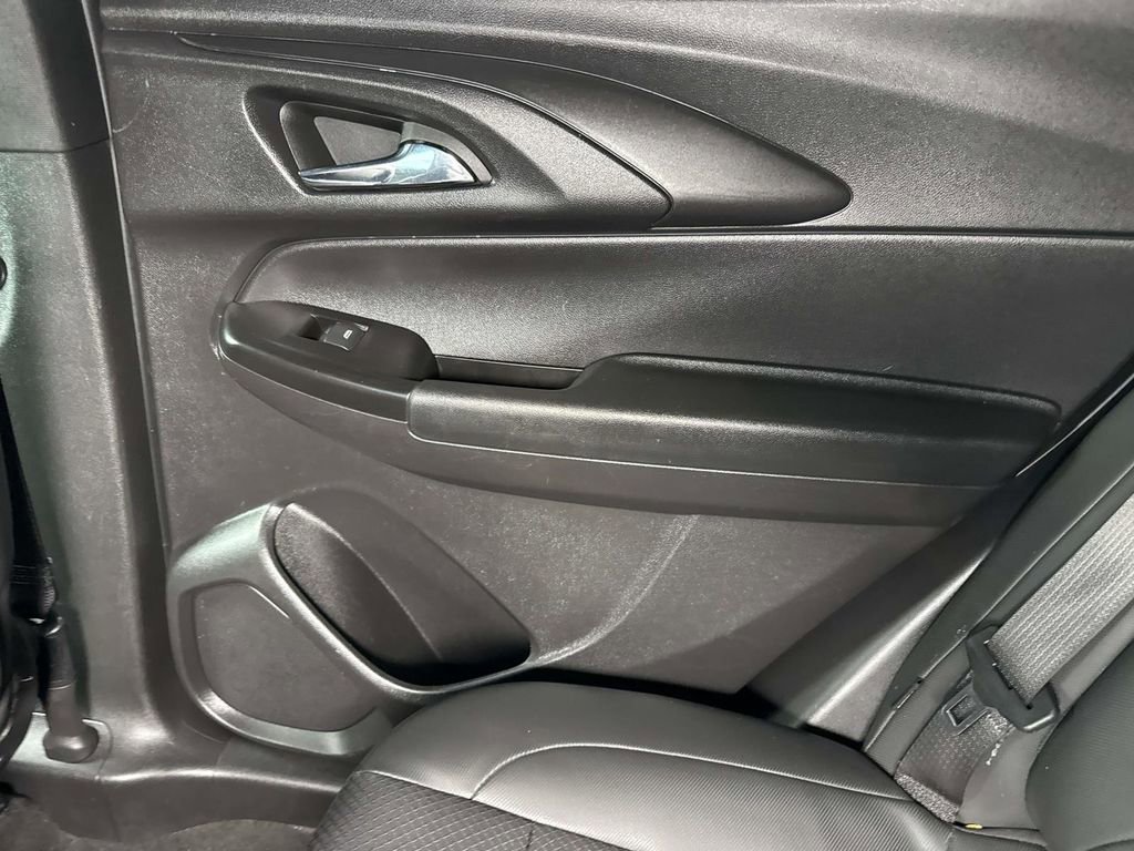 Used 2023 Chevrolet TrailBlazer RS w/ Convenience Package image 12