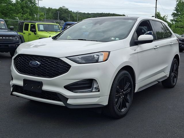 Certified 2022 Ford Edge ST-Line AWD/4WD image 5