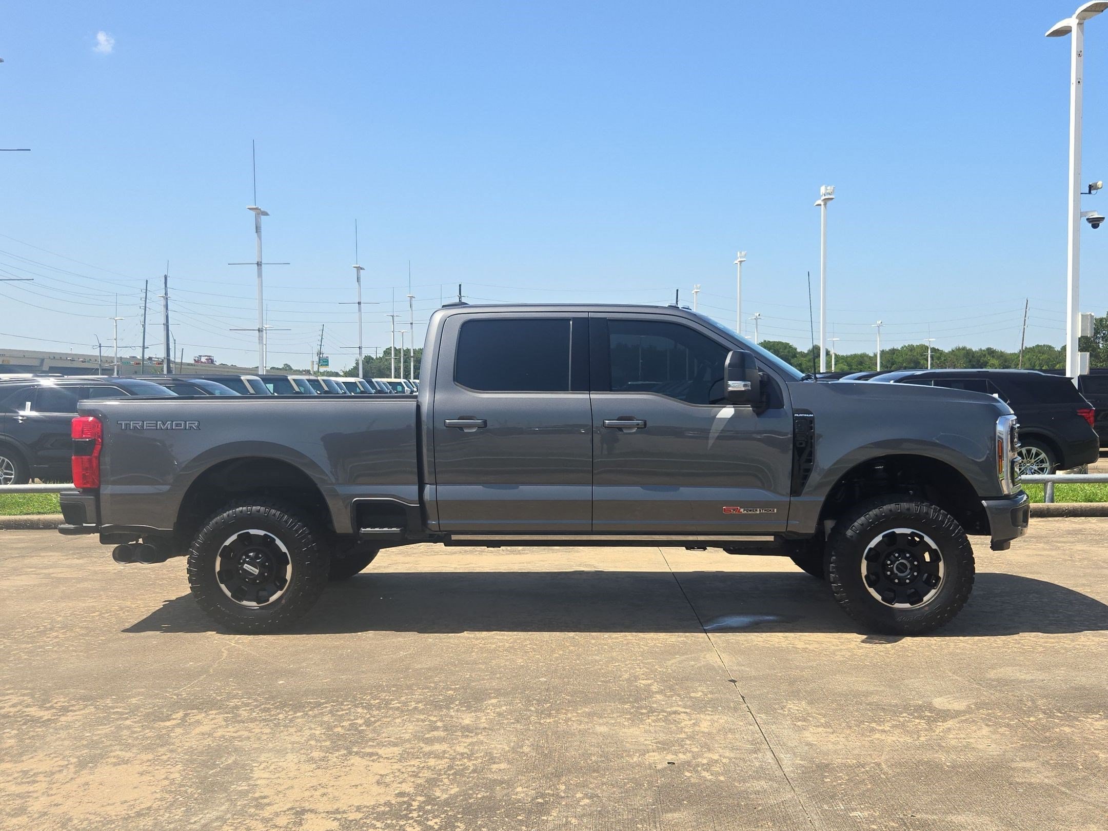 Certified 2026 Ford F250 Platinum w/ Tremor Off-Road Package AWD/4WD image 2