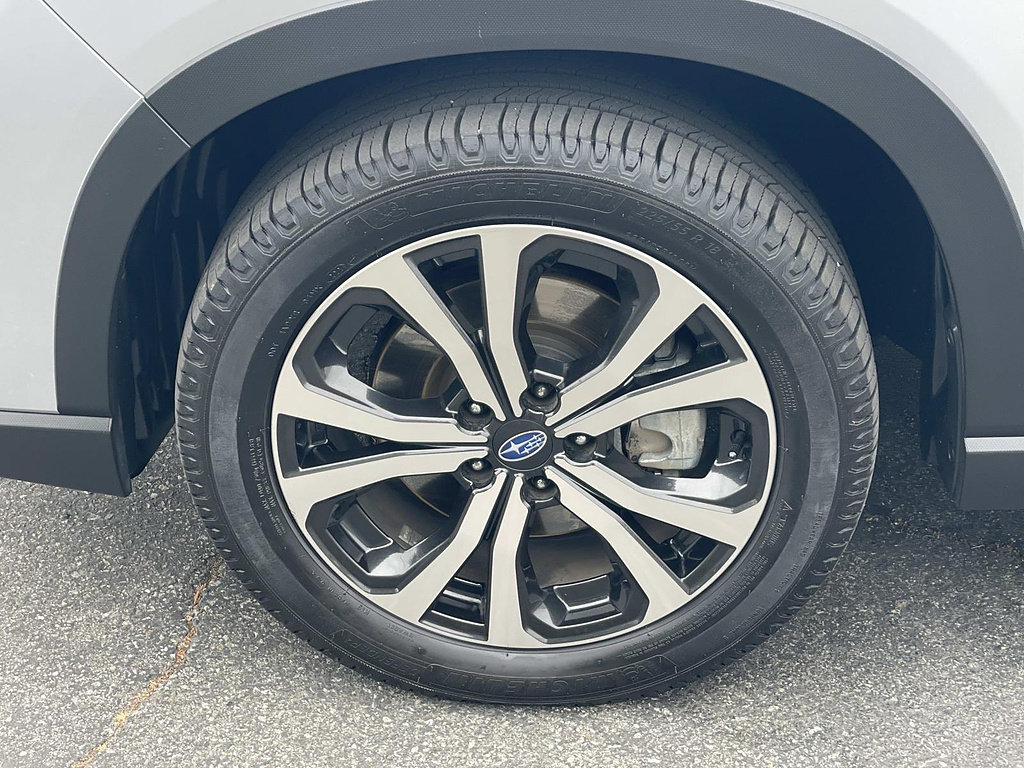 Used 2019 Subaru Forester Limited AWD/4WD image 39