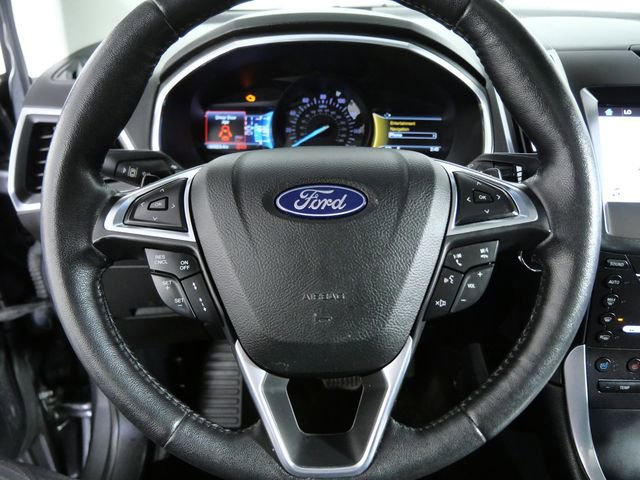Certified 2018 Ford Edge Titanium w/ Equipment Group 301A AWD/4WD image 22