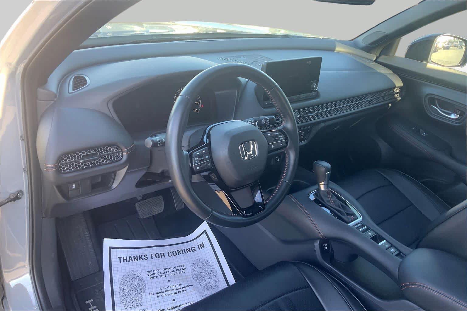 Used 2025 Honda HR-V Sport image 18
