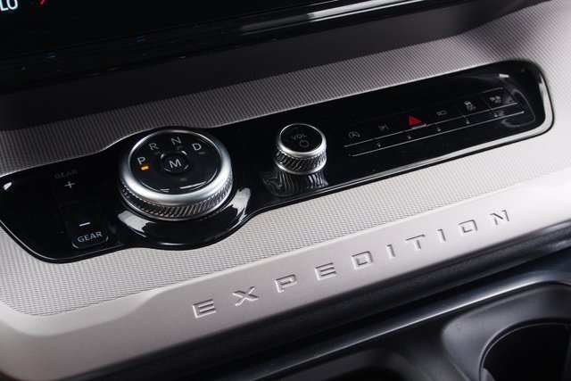 Certified 2025 Ford Expedition Active RWD image 27