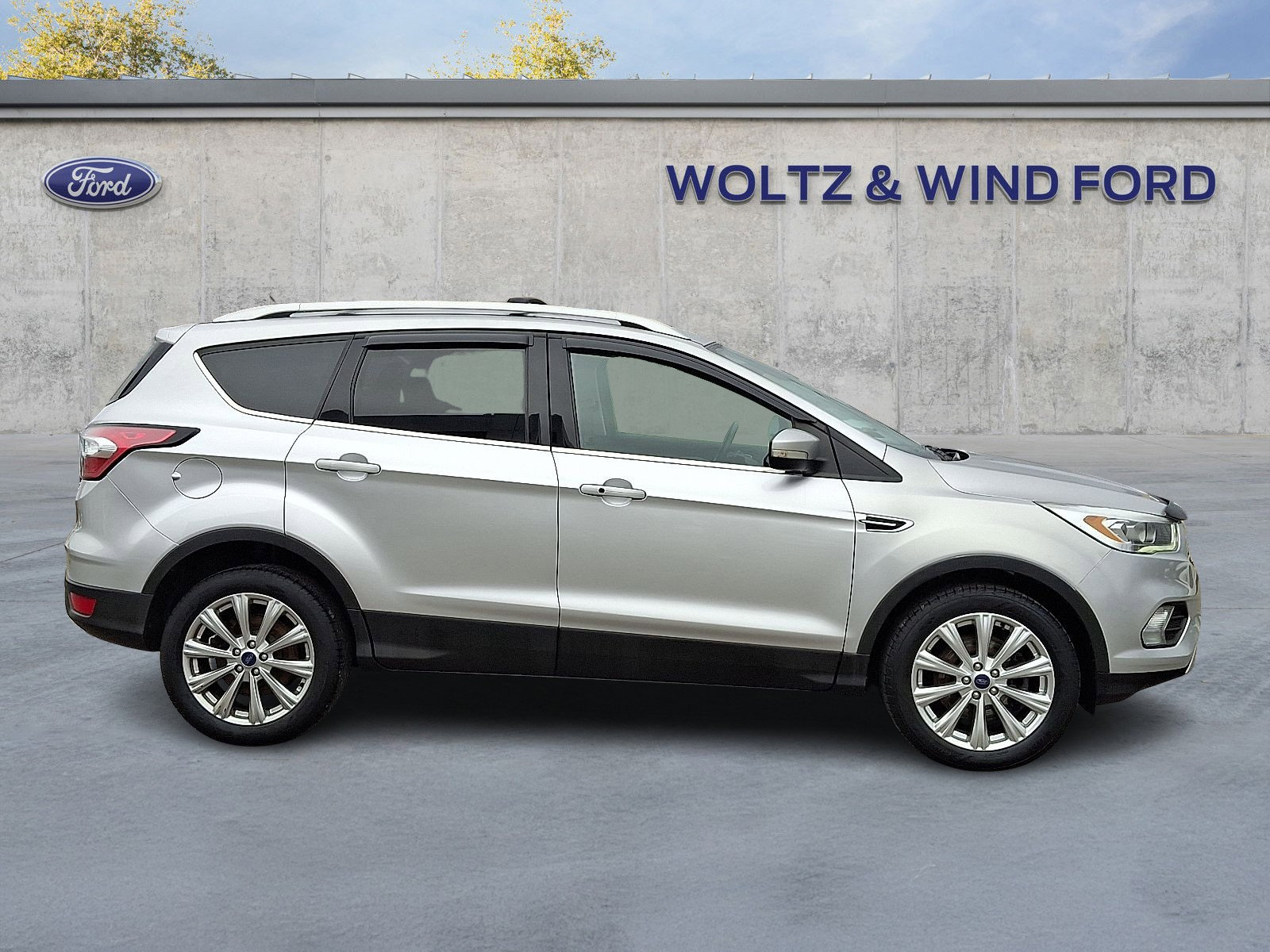 Certified 2017 Ford Escape Titanium image 7