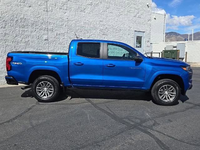 Used 2023 Chevrolet Colorado LT w/ LT Convenience Package AWD/4WD image 2