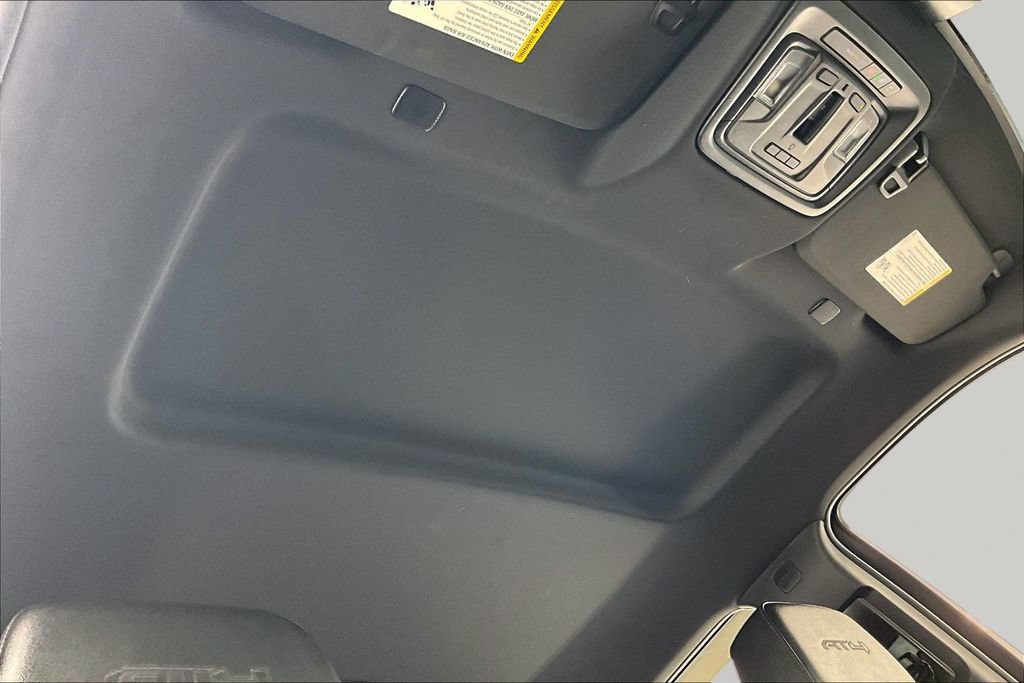 Used 2024 GMC Sierra 3500 AT4 w/ Technology Package AWD/4WD image 23