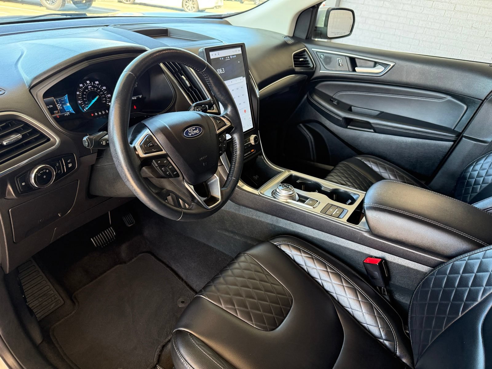 Certified 2024 Ford Edge Titanium AWD/4WD image 11