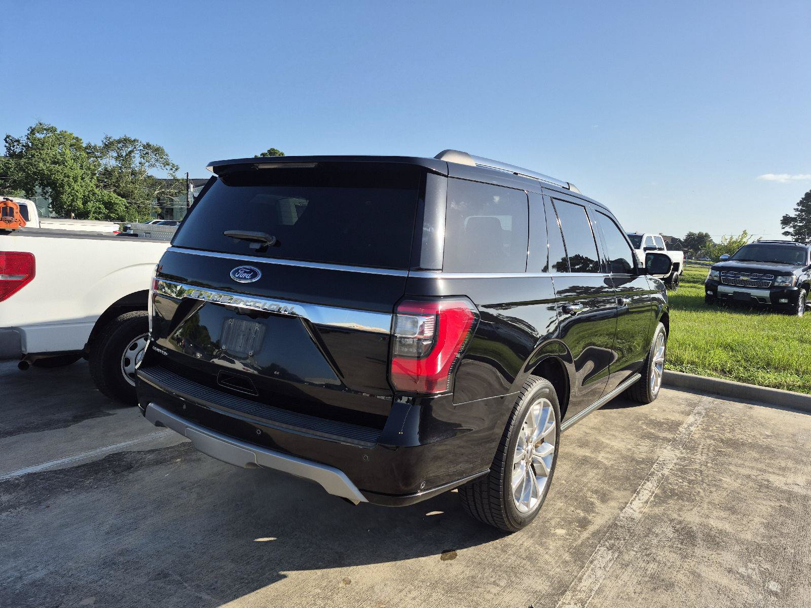 Certified 2019 Ford Expedition Limited w/ Equipment Group 302A RWD image 16