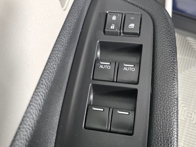 Used 2018 Honda Pilot Touring image 23