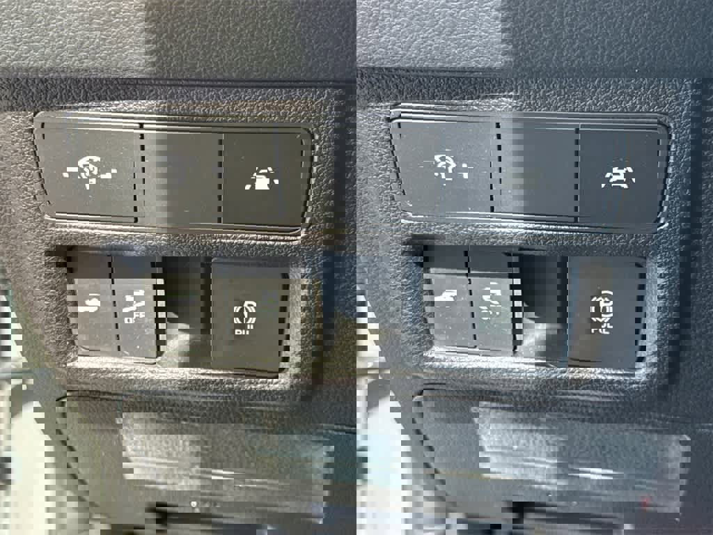 Used 2023 Hyundai Sonata SEL image 33