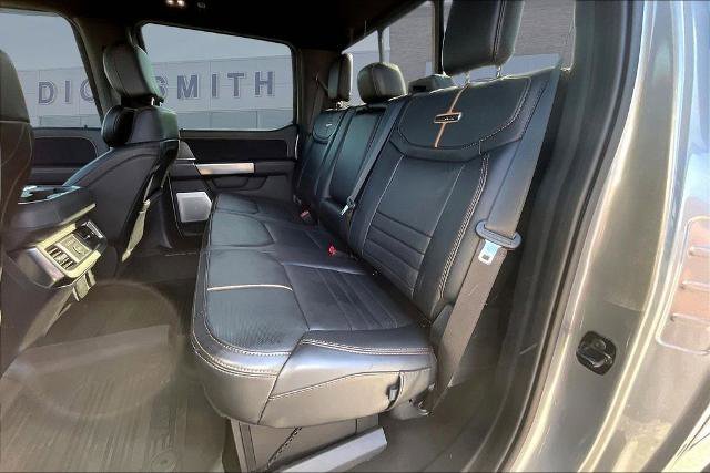 Certified 2024 Ford F250 Platinum w/ FX4 Off-Road Package image 23