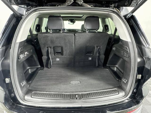 Used 2023 Jeep Grand Cherokee L Limited AWD/4WD image 28