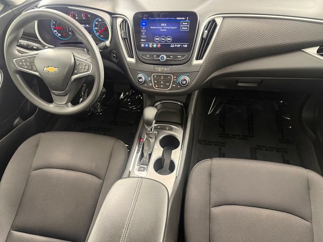 Used 2024 Chevrolet Malibu LT FWD image 31