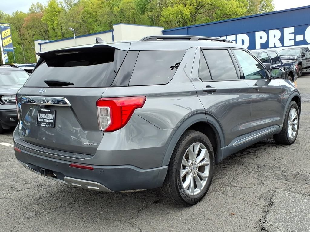 Certified 2023 Ford Explorer XLT w/ Equipment Group 202A AWD/4WD image 6