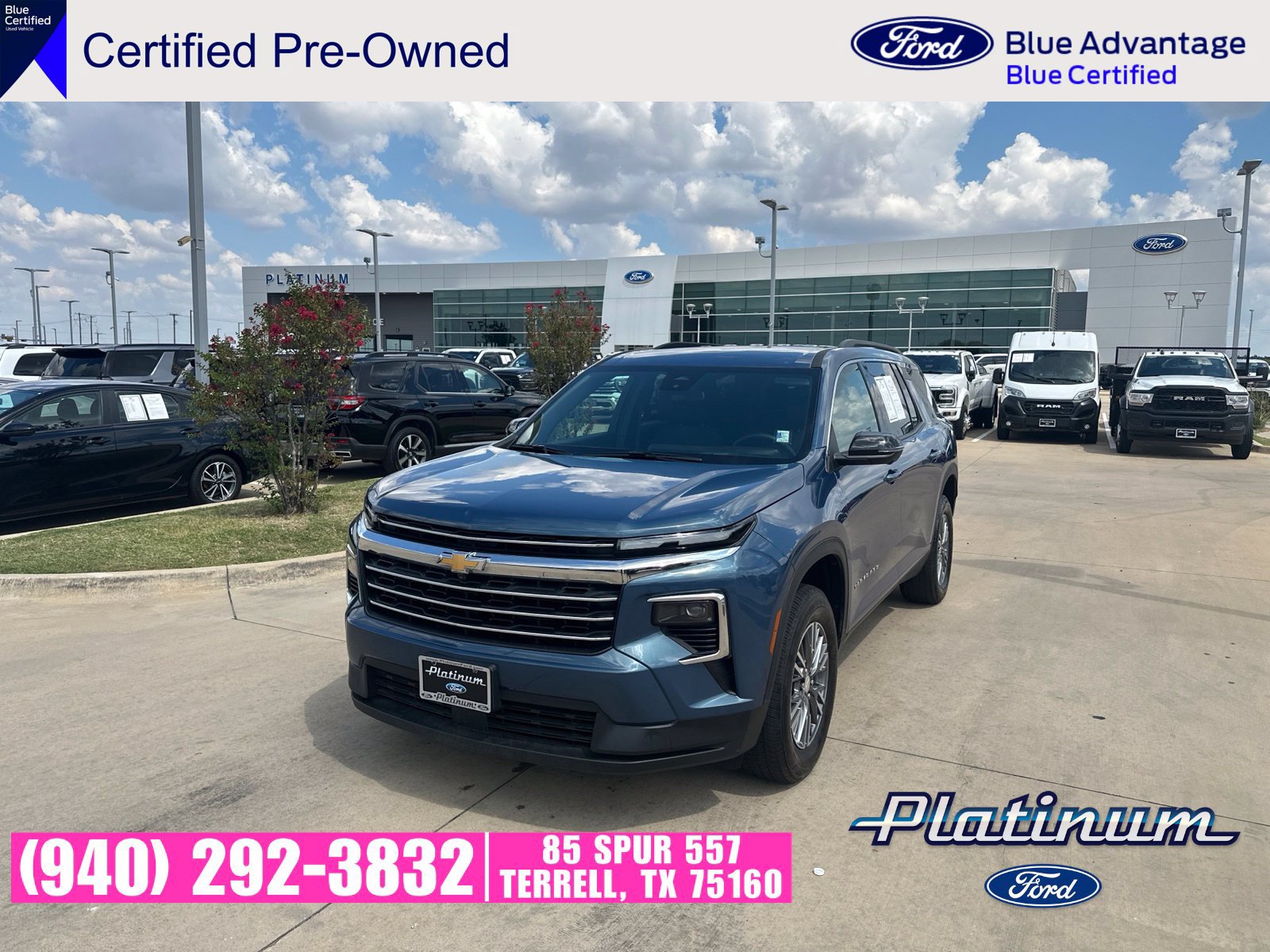 Used 2025 Chevrolet Traverse LT w/ Driver Confidence Package FWD image 1