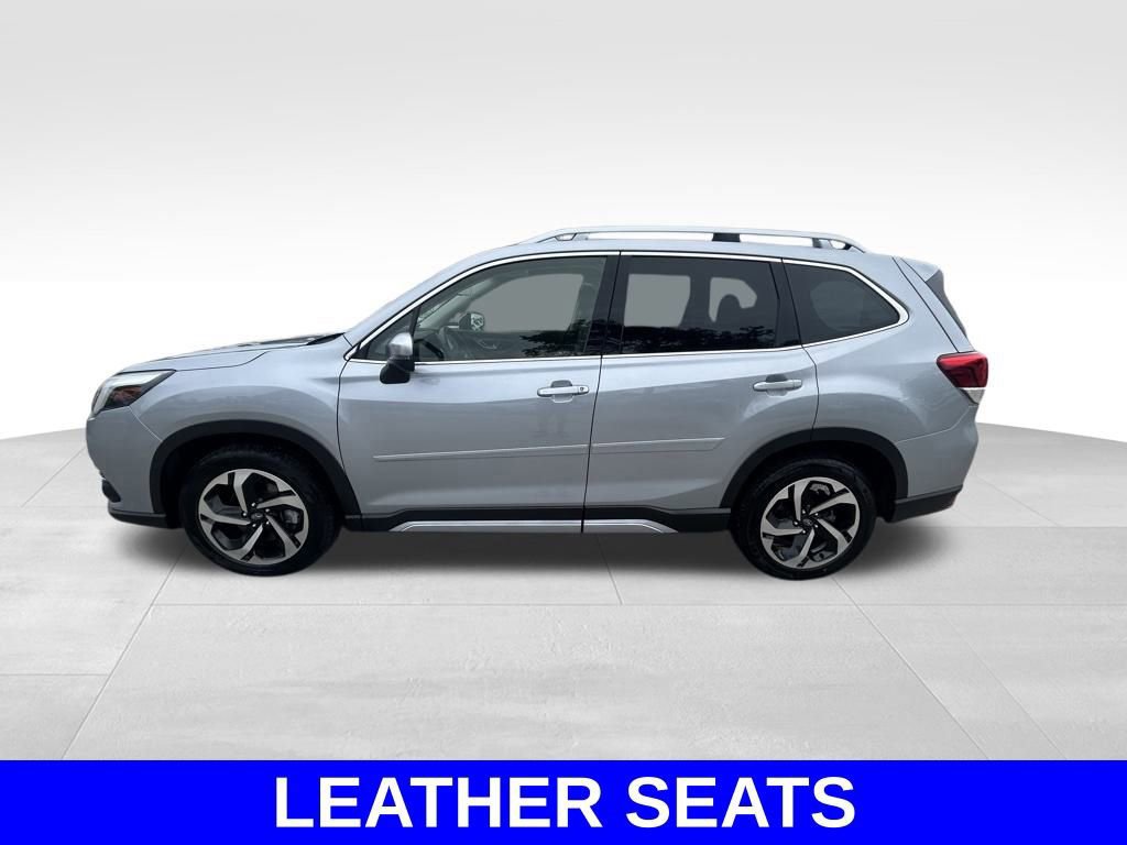 Used 2023 Subaru Forester Touring image 6